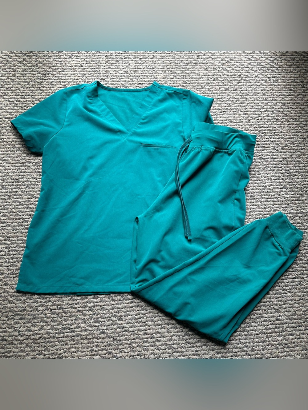 Mandala Teal Scrub Set Women’s Top Small & Jogger Pants Medium